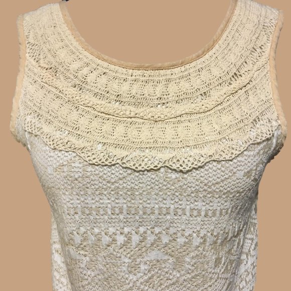 One September Embroidered Peplum Top - Small - Picture 2 of 6